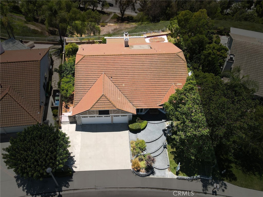 https://media.crmls.org/medias/9741c407-6365-4289-8b64-91a981ee1aee.jpg?preset=X-Large
