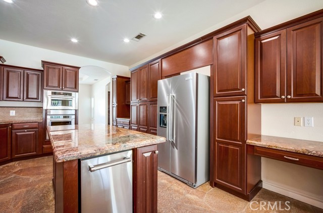 Detail Gallery Image 16 of 73 For 39555 Avenida Bonita, Murrieta,  CA 92562 - 5 Beds | 4 Baths