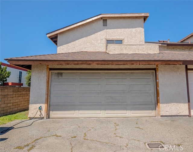 Detail Gallery Image 31 of 34 For 8025 70th St, Paramount,  CA 90723 - 3 Beds | 2/1 Baths