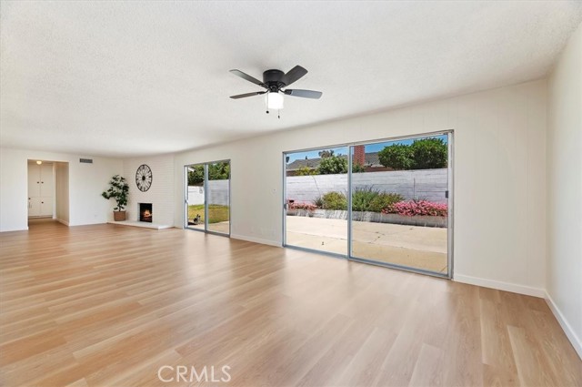 Detail Gallery Image 10 of 25 For 327 Cindy Ct, Pomona,  CA 91767 - 4 Beds | 2 Baths