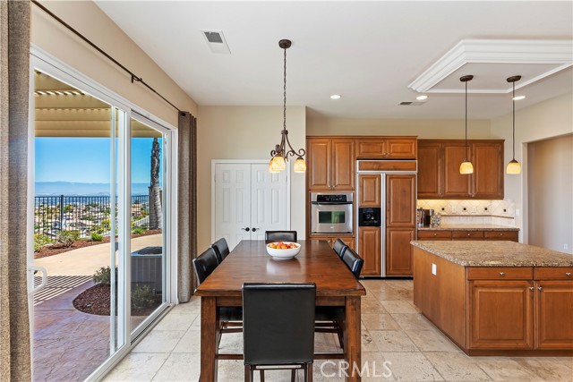 Detail Gallery Image 23 of 57 For 16250 Skyridge Dr, Riverside,  CA 92503 - 3 Beds | 2/1 Baths