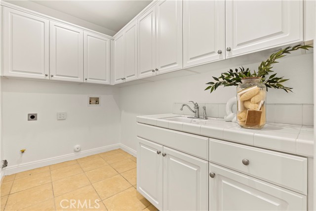 Detail Gallery Image 37 of 54 For 20100 Livorno Ln, Yorba Linda,  CA 92886 - 4 Beds | 3/1 Baths