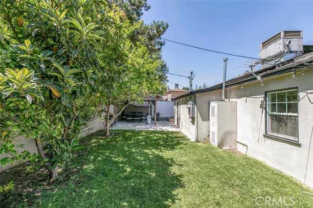 Detail Gallery Image 39 of 47 For 11063 White Oak Ave, Granada Hills,  CA 91344 - 3 Beds | 2 Baths