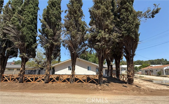 Detail Gallery Image 2 of 3 For 39620 Avenida Sonrisa, Beaumont,  CA 92223 - 4 Beds | 2 Baths