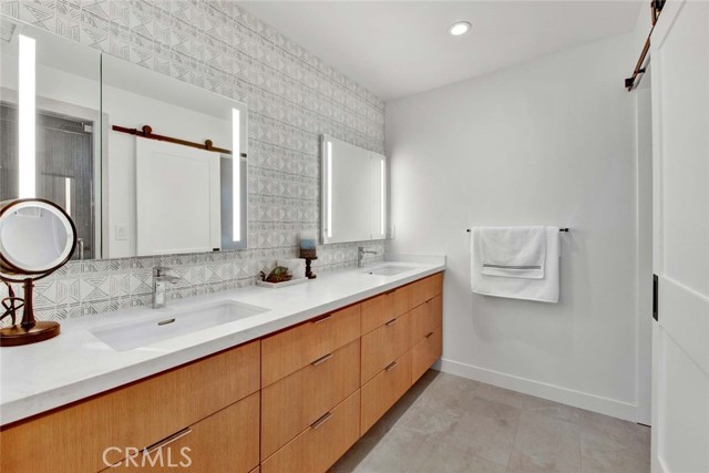 Detail Gallery Image 34 of 63 For 21921 Starfire Ln, Huntington Beach,  CA 92646 - 4 Beds | 4 Baths