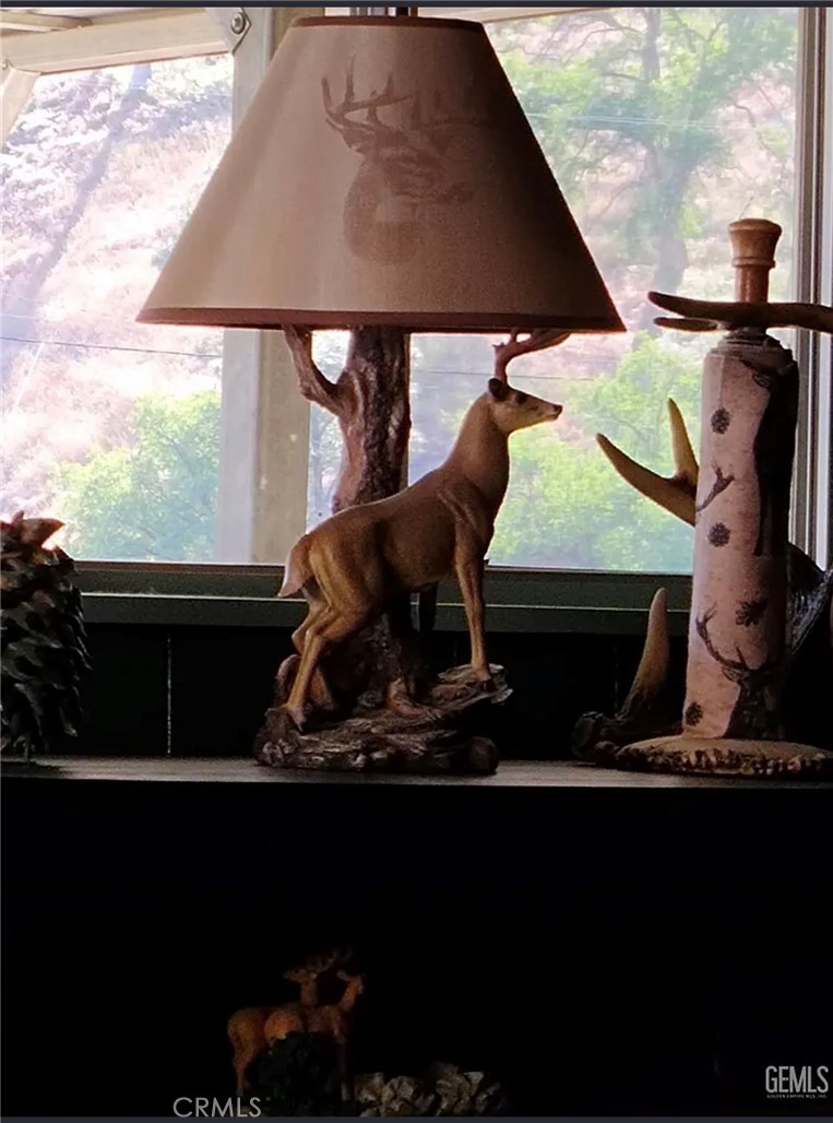 https://media.crmls.org/medias/97458c12-5ab5-4c1d-8bc5-b6b1ccd672f2.jpg?preset=X-Large
