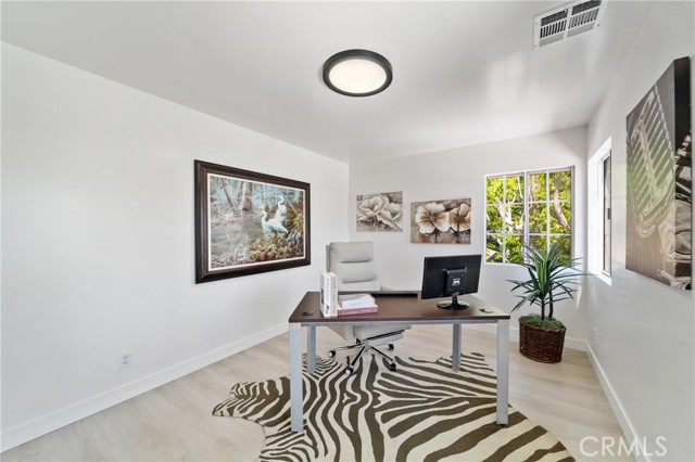 Detail Gallery Image 10 of 19 For 347 Stedman Pl, Monrovia,  CA 91016 - 3 Beds | 3 Baths