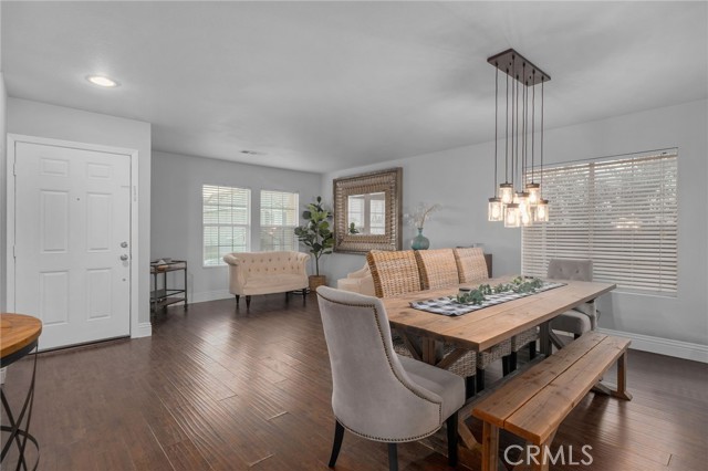 Detail Gallery Image 24 of 53 For 3547 Hawthorne Dr, Corona,  CA 92881 - 3 Beds | 2/1 Baths