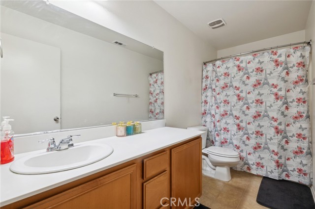 43150 Darby Street, Lancaster CA: https://media.crmls.org/medias/97462402-b1ef-45ff-a0af-291c317a95d1.jpg