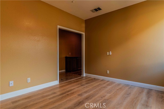 Detail Gallery Image 14 of 70 For 7484 Sequoia Ln, Highland,  CA 92346 - 5 Beds | 3/1 Baths