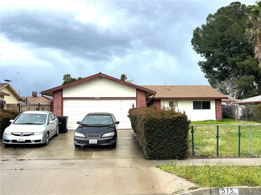575 S Maple Avenue, Fontana, CA 92335