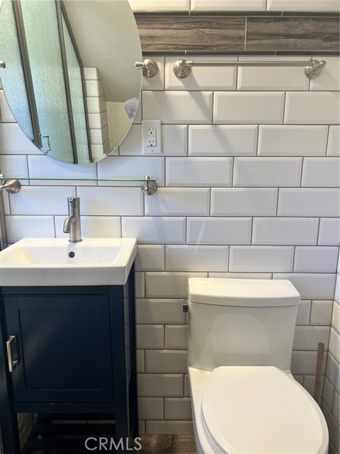 23775 APT A Lake Drive, Crestline CA: https://media.crmls.org/medias/974742e3-cb2a-49c5-81b6-b287df011d4c.jpg
