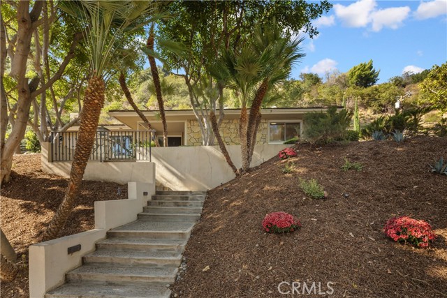 Detail Gallery Image 5 of 57 For 2169 Highland Vista, Arcadia,  CA 91006 - 3 Beds | 3 Baths