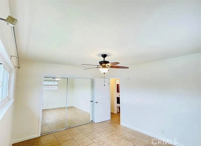 8438 Wystone Avenue, Northridge CA: https://media.crmls.org/medias/9747bb40-d8ab-4e7c-868b-ec1285bf37a4.jpg