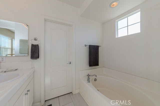 1133 Maag Place, Fullerton CA: https://media.crmls.org/medias/9747d235-467a-4897-9e08-ec68936d0c5d.jpg