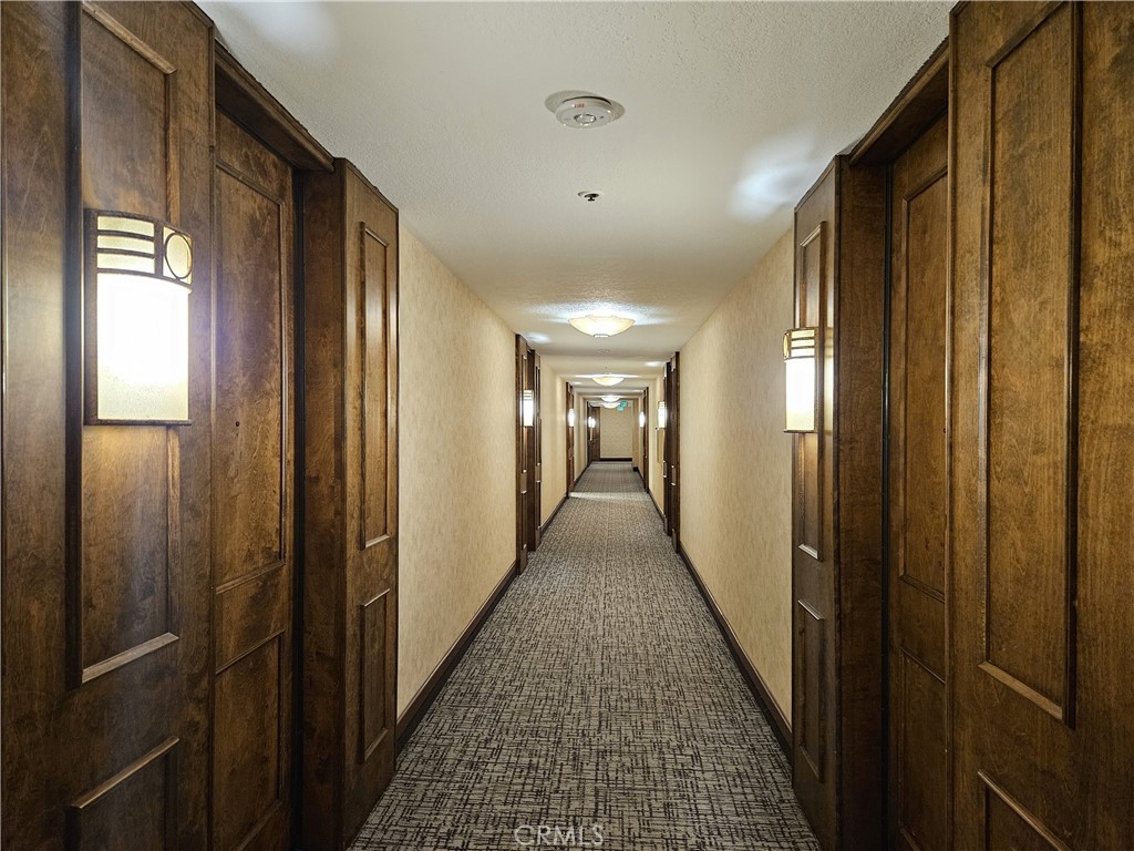 https://media.crmls.org/medias/9748469f-5dc1-4fd2-aa3a-97645b638bbf.jpg?preset=X-Large