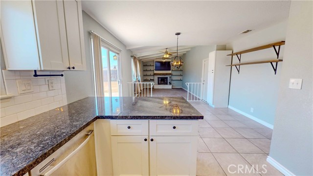 Detail Gallery Image 16 of 38 For 13937 Cuyamaca Rd, Apple Valley,  CA 92307 - 3 Beds | 2 Baths