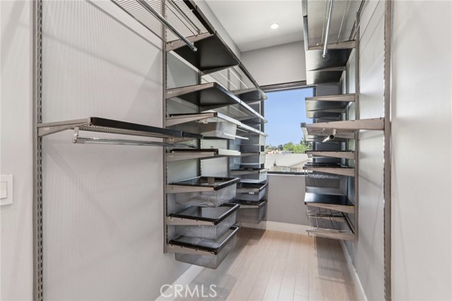 10418 Rubio Avenue, Granada Hills CA: https://media.crmls.org/medias/97497fce-1ac4-4b84-93e3-fa5be982cd9e.jpg