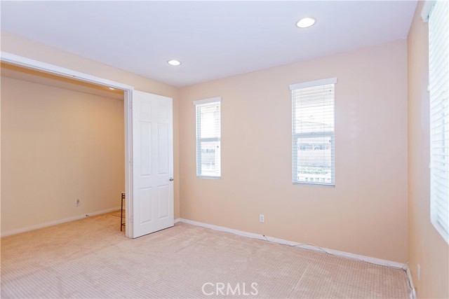 Detail Gallery Image 35 of 57 For 3607 Mountain Shadows Ct, Palmdale,  CA 93551 - 3 Beds | 3 Baths