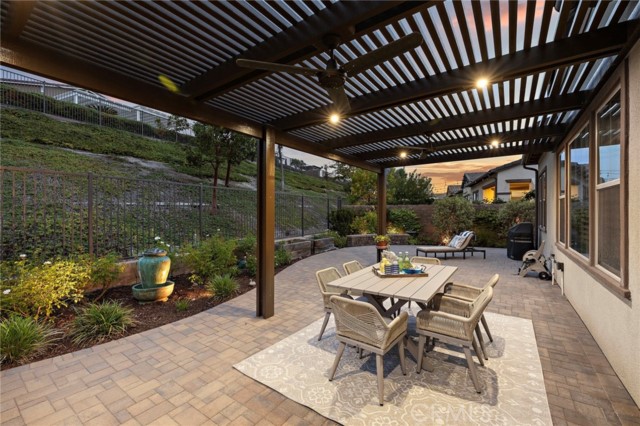 Front Image Thumbnail for CROC25277716