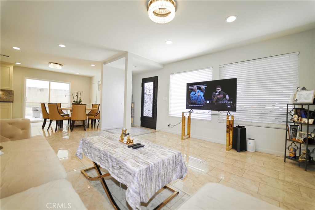 MLS #GD26172492 image #3