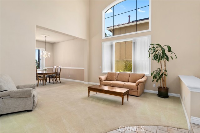 10 Via Berrendo, Rancho Santa Margarita CA: https://media.crmls.org/medias/974cbd52-5dd0-499c-9b58-ee1cd91d5d53.jpg