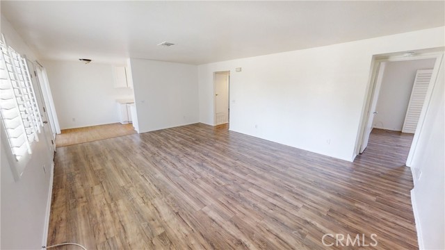 13457 4th Street, Yucaipa CA: https://media.crmls.org/medias/974cf277-e677-4fd0-a63b-3899eb73fb12.jpg
