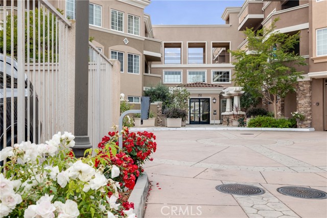 2750 Artesia Boulevard, Redondo Beach, California 90278, 1 Bedroom Bedrooms, ,1 BathroomBathrooms,Residential,For Sale,Artesia,SB25135412