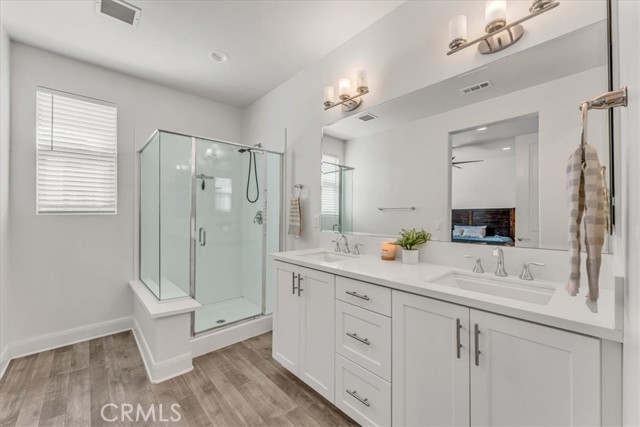Detail Gallery Image 23 of 30 For 2349 Solara Ln, Vista,  CA 92081 - 3 Beds | 2/1 Baths