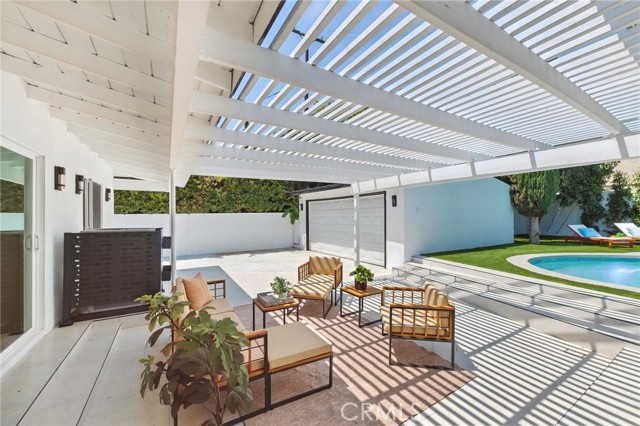 Detail Gallery Image 20 of 21 For 6119 Longridge Ave, Valley Glen,  CA 91401 - 4 Beds | 4/1 Baths