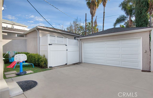 Detail Gallery Image 35 of 36 For 4856 Riverton Ave, North Hollywood,  CA 91601 - 2 Beds | 2 Baths