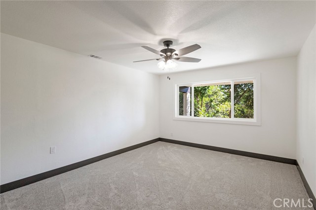 112 Acacia Avenue, Oroville CA: https://media.crmls.org/medias/974e0e4b-3572-4cc8-9589-481f76bb6629.jpg
