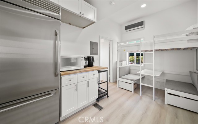 Detail Gallery Image 77 of 200 For 7930 Vulcan Dr, Los Angeles,  CA 90046 - 7 Beds | 8/1 Baths