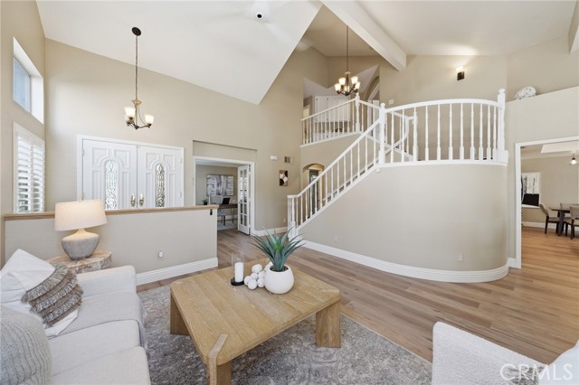 17350 Summer Oak Pl, Yorba Linda CA: https://media.crmls.org/medias/9750cdb6-38de-463e-a172-8090511d6b1d.jpg