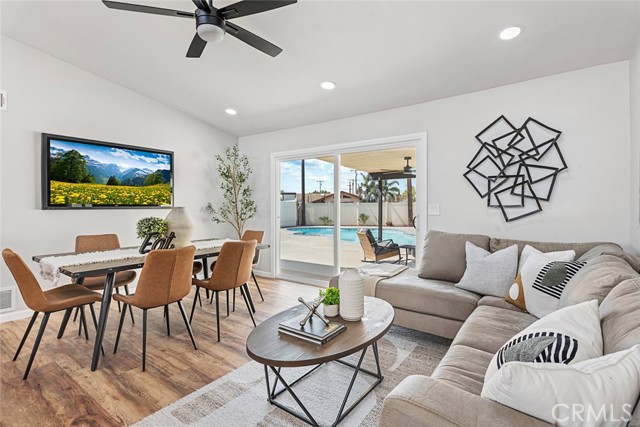 Detail Gallery Image 12 of 31 For 10607 La Alba Dr, Whittier,  CA 90603 - 4 Beds | 2 Baths