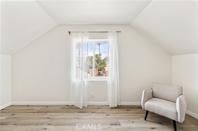 Detail Gallery Image 23 of 52 For 1251 Leighton Ave #1251,  Los Angeles,  CA 90037 - 5 Beds | 2 Baths