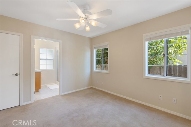 Detail Gallery Image 16 of 25 For 18641 Linnet St, Tarzana,  CA 91356 - 2 Beds | 2 Baths