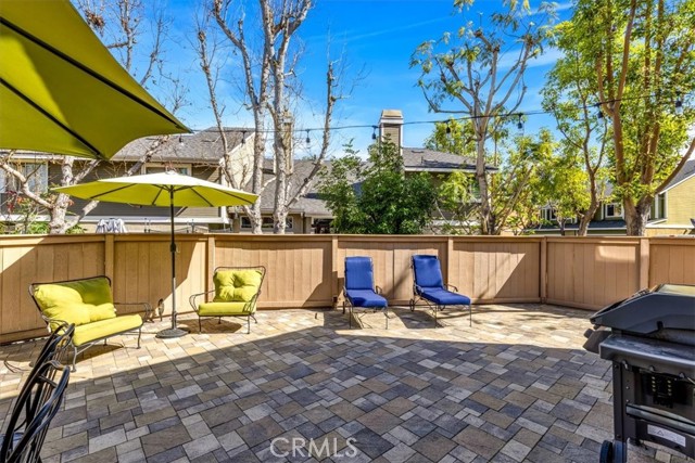 Detail Gallery Image 15 of 53 For 32 Silveroak, Aliso Viejo,  CA 92656 - 3 Beds | 2/1 Baths