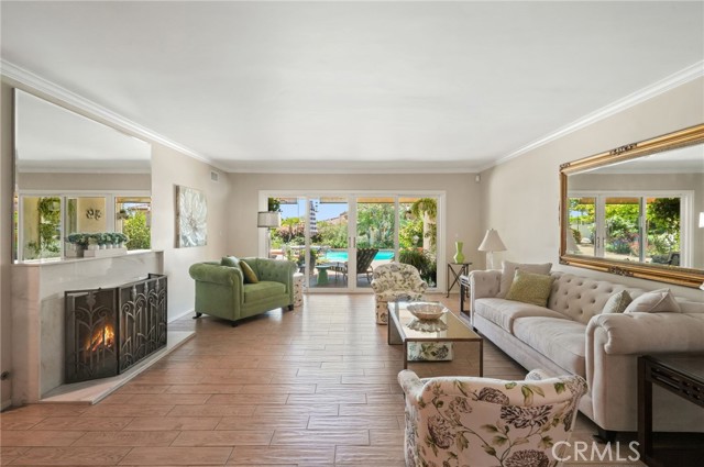 19250 Clymer Street, Porter Ranch CA: https://media.crmls.org/medias/975206a0-ef50-4c6f-8173-f9d07d2223af.jpg