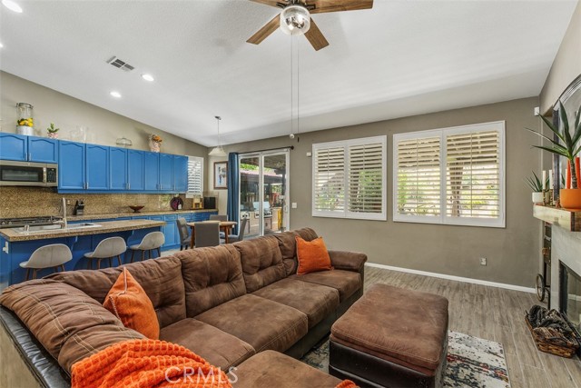 23591 Madison Avenue, Murrieta CA: https://media.crmls.org/medias/97528c32-d0e9-49d3-8e54-d372551ec743.jpg