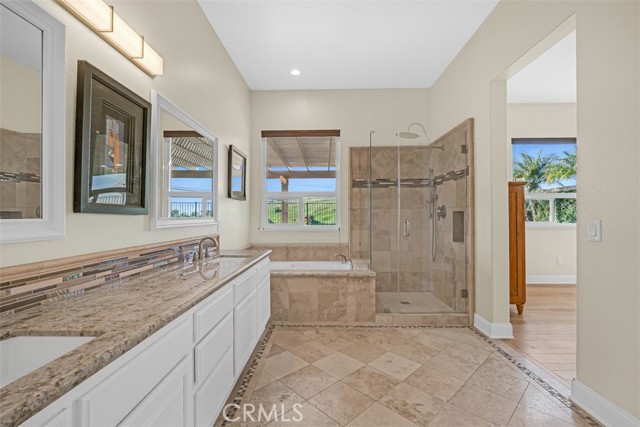 Image 26 of 57 For 468 Calle Canela