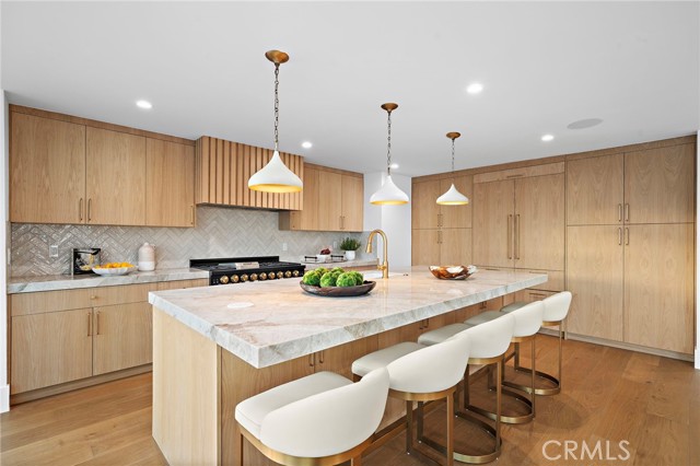 Detail Gallery Image 15 of 57 For 16471 Barnstable, Huntington Beach,  CA 92649 - 5 Beds | 5/1 Baths