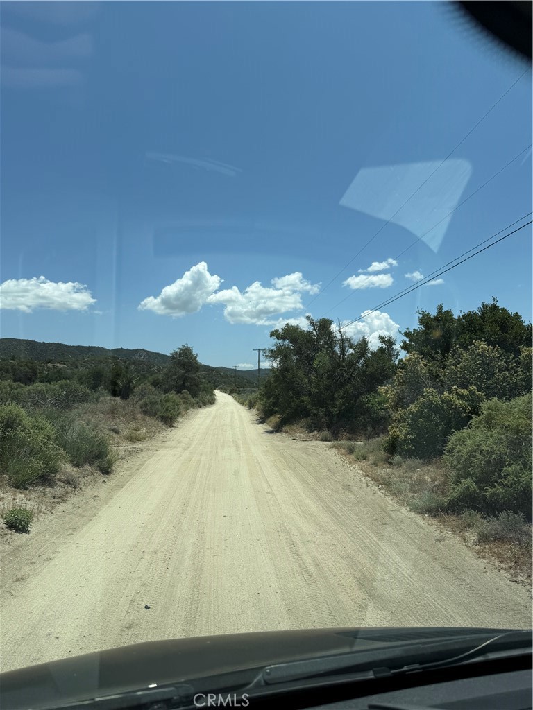 https://media.crmls.org/medias/975537d8-9d5d-4513-9417-090ae1185003.jpg?preset=X-Large