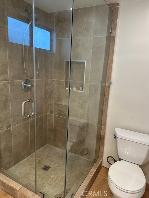 212 Marine Avenue, Manhattan Beach CA: https://media.crmls.org/medias/97556318-2cf8-48d3-a7dd-0beb753f7426.jpg