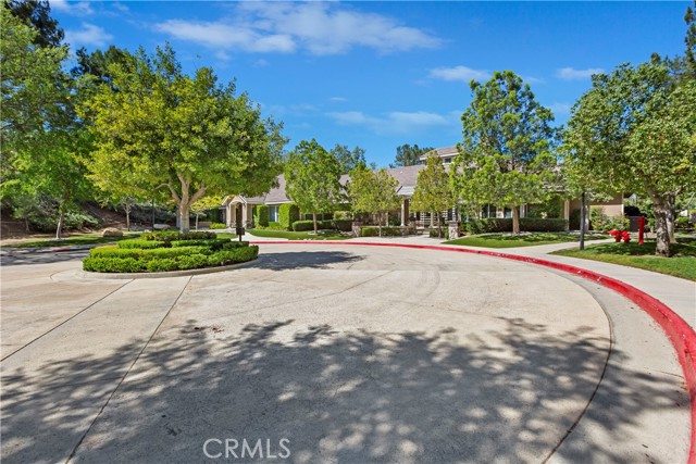 Detail Gallery Image 34 of 46 For 13120 Bay Meadows Ct, Corona,  CA 92883 - 5 Beds | 3 Baths