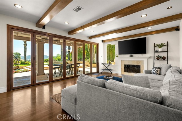 Detail Gallery Image 15 of 74 For 3302 Van Allen Pl, Topanga,  CA 90290 - 5 Beds | 5/1 Baths