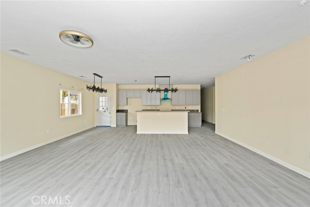 Detail Gallery Image 21 of 35 For 15688 Kingswood, Victorville,  CA 92392 - 4 Beds | 3 Baths