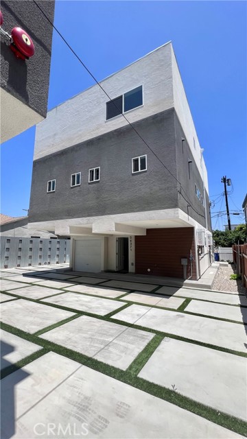 5637 Klump Avenue, North Hollywood (los Angeles), California 91601, 3 Bedrooms Bedrooms, ,3 BathroomsBathrooms,Residential Lease,For Rent,5637 Klump Avenue,CRSR24235053