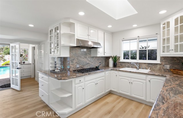 4521 Orrington Road, Corona del Mar CA: https://media.crmls.org/medias/975793ad-2bd7-4b33-96d7-64d8c4081e21.jpg