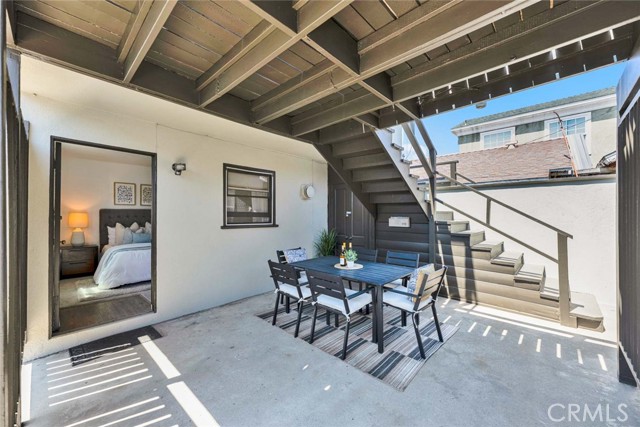300 34th Street, Newport Beach CA: https://media.crmls.org/medias/9757e7bc-caa6-4eb3-9c35-c96fe042c92f.jpg